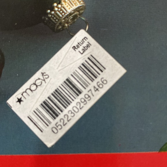 Pfaltzgraff winterberry plate new in box - Picture 8 of 8